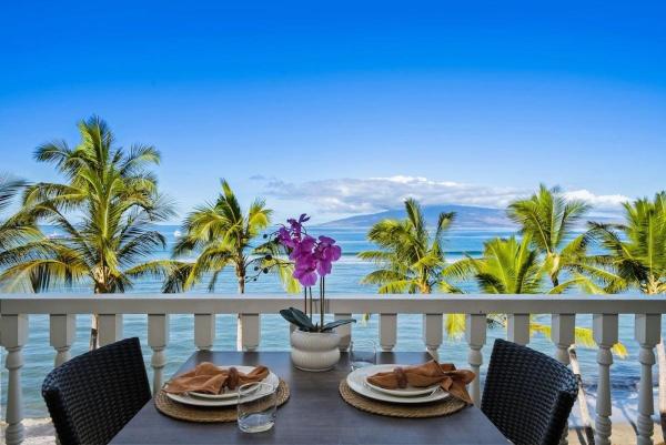 Lahaina Shores 523 · Ls 523 Direct Beachfront Studio With Stunni - Lahaina, HI