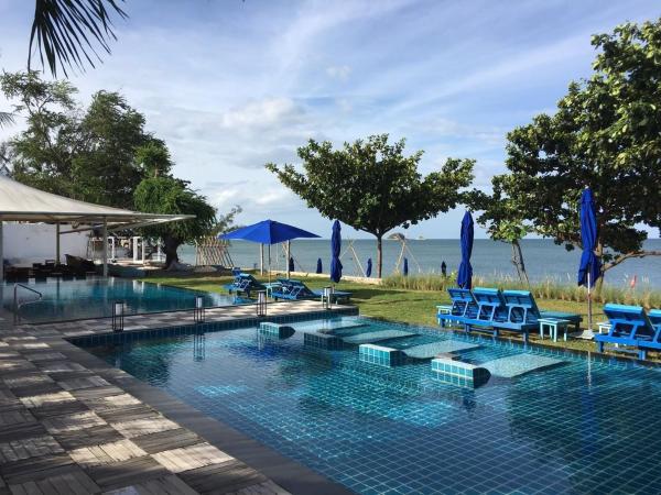 Sanae Beach Hua Hin - Hua Hin