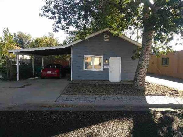 Cute 1 Bdrm Bungalow - New Flooring! - Greeley