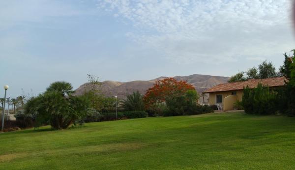 Almog Kibbutz Hotel