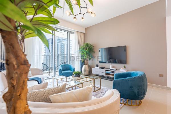 Auf dem Foto ist das Objekt Apartment with Stunning Canal Views, Just Minutes from Dubai Mall and Burj Khalifa - 17 Icon Bay, Dubai Creek Harbour by Deluxe Holiday Homes in der Stadt Dubai zu sehen.