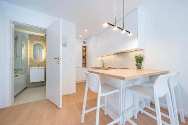 New! 5 Min Do Plaży! Golden Bay - Baltic Sands Apartments - Wanna, Parking - Gdynia