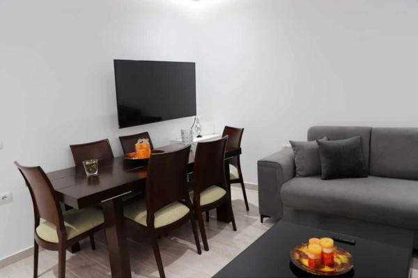 写真にはベラト市にあるBerat Apartment - Close to cityが写っています。