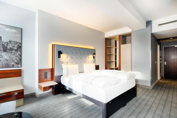 Premier Inn Köln City Mediapark, Kolonia