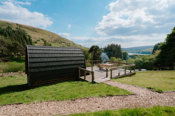 Reservoir View Micro Cabin - Brecon Beacons National Park