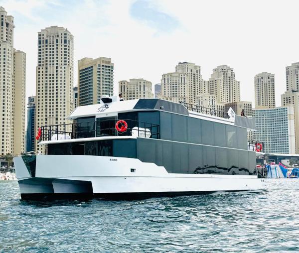 Boat Camping - Dubai