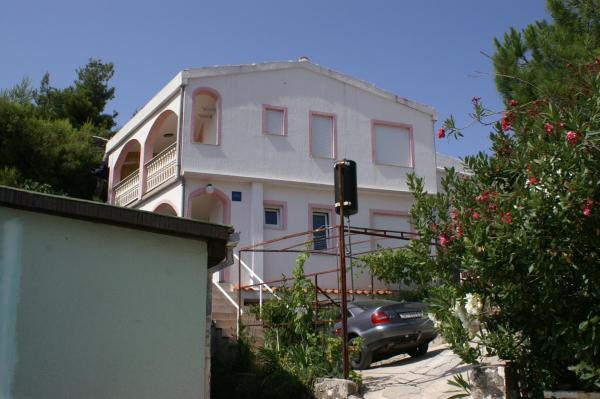Apartments By The Sea Rogoznica - 4186 - Rogoznica