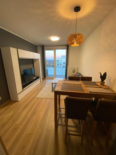 Kuvassa näkyy kohde Nowy Apartament 5 Osob dobra lokalizacja 1 min z S6 300 m ul Franciszkanska, joka sijaitsee kaupungissa Koszalin.