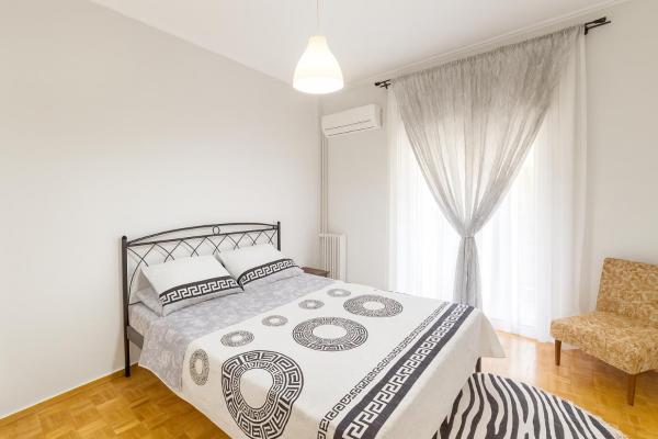Na fotografii je vidět objekt Sunny Dream House nacházející se ve městě Pireus.