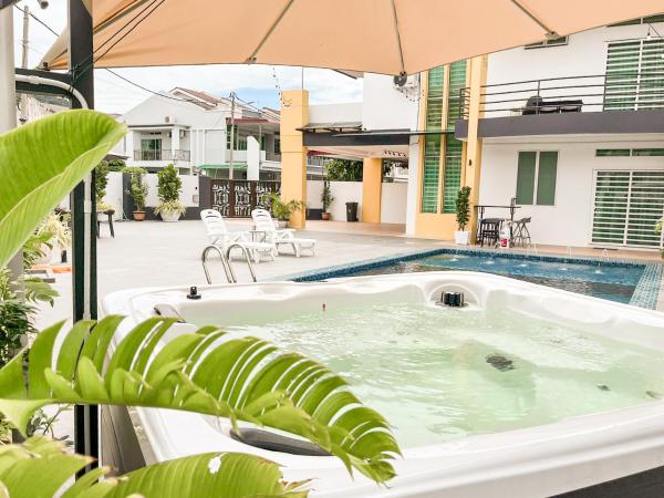 Na fotografii je vidět objekt Fairy 2 Pool Villa Ipoh 26 Pax Kbox Snooker Lego nacházející se ve městě Ipoh.