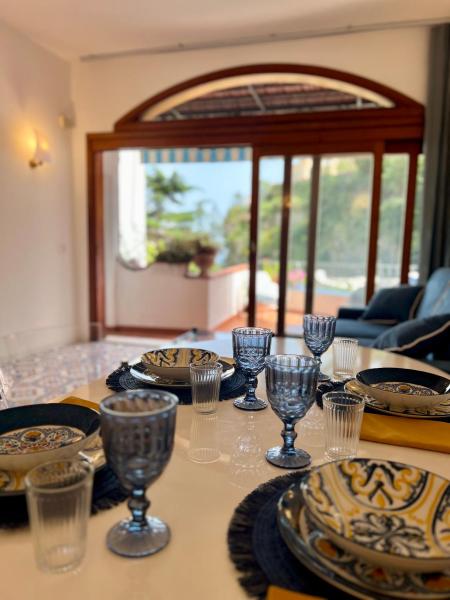 Casa Claudia Positano Center - 5 Minutes To Beach - Positano