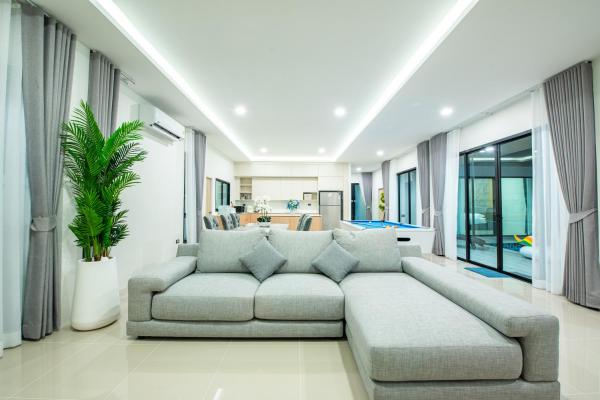 Verdant Villa Pattaya - Luxury 4br Pool Villa - Pattaya City