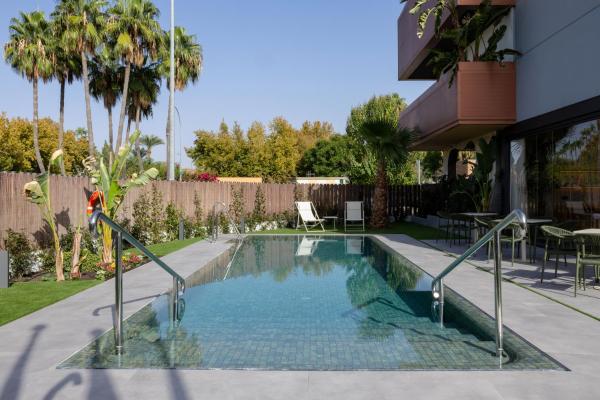 A la foto es mostra l'objecte Sevilla Green Suites situat a la ciutat de Montequinto.