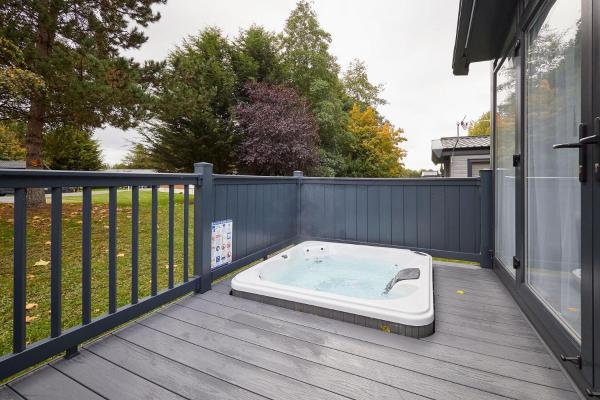 Field View Lodge With Hot Tub - Pocklington