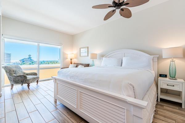 A la foto es mostra l'objecte Luau II 6233 situat a la ciutat de Destin.