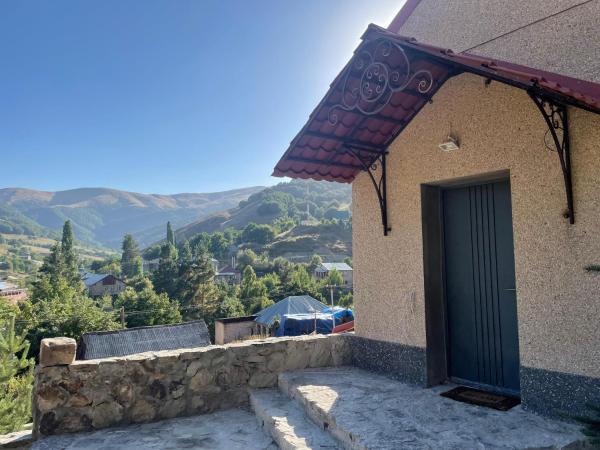 En la foto se muestra el objeto Hankavan HANKA HOME ubicado en la ciudad de Akhundov.