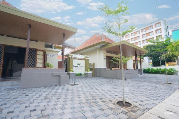 A la foto es mostra l'objecte Yuwono Hotel & Villa Malioboro situat a la ciutat de Sentool.