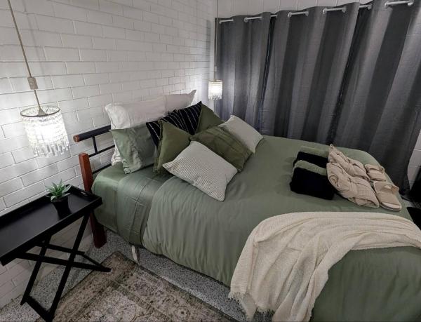 Peaceful, Modern, Lowtoxic, Bfast Included - Springwood