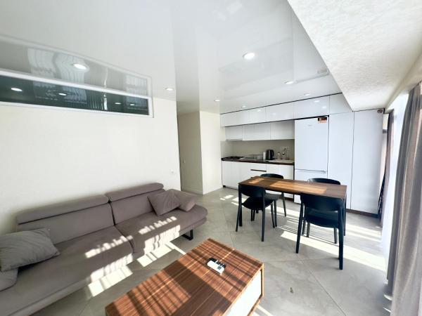 Gss - A Apartment - Tbilisi