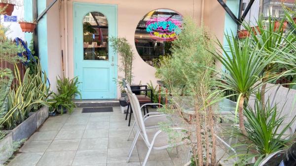 A la foto es mostra l'objecte HideSeek Hostel Vientiane Thai embassy situat a la ciutat de Vientiane.
