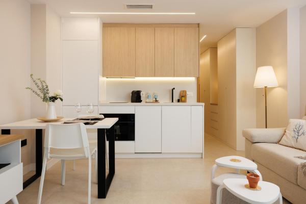 Marbella Banus Suites - Banús - Medina Garden - Brand New 1br - 1ba - Outdoor Terrace - Bright & Modern - Pool - Steps From Puerto Banús Marina - Walk To El Corte Ing Luxury Shopping Mall - Puerto Banús