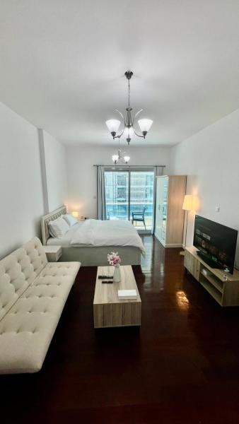 På billedet ses objektet Zing Holiday Home beliggende i byen Dubai.