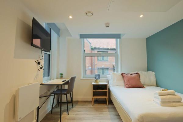 Studio Flat Close To Queen Square - Flat 5a - Bristol