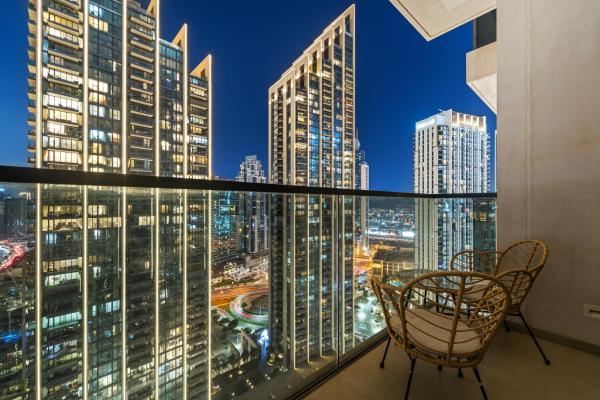 På billedet ses objektet Modern stylish 2BR Apartment walk to Dubai Mall near Burj Khalifa beliggende i byen Dubai.
