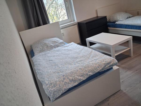 Crew Quartier All-inclusive Serviced Apartment Ideal Für Monteure 3 Schlafzimmer In Leuna Merseburg - Merseburg