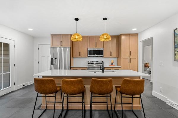 Modern Woodland Escape - Game Room - Grill - Knoxville, TN