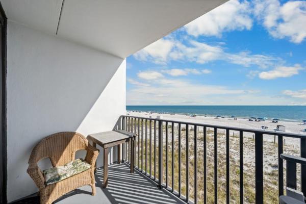 Island Sunrise 264 By Youngs Suncoast - Gulf Shores, AL