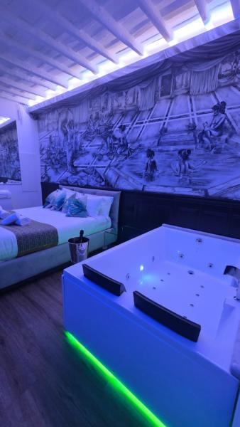 Mirror Suite Roma Colosseo Jacuzzi - Rome