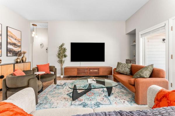 Experience Boise In A Newly Renovated Haven - 3 Bedroom - 2 Bath - Idaho