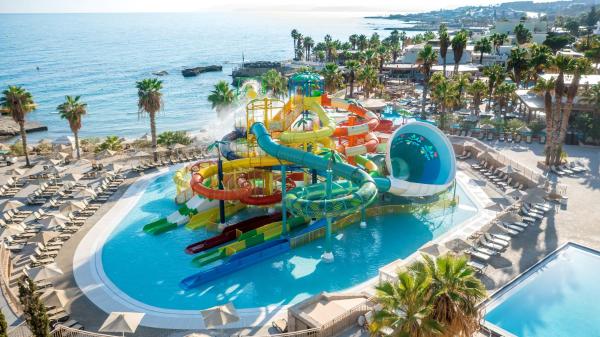 På billedet ses objektet Star Beach Village & Water Park beliggende i byen Hersonissos.