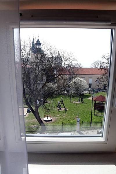 A la foto es mostra l'objecte Ośrodek Architektury i Humanistyki situat a la ciutat de Sandomierz.