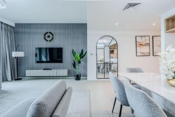 Billede 4: TRPS - Downtown Views II T2, Downtown Dubai - Modern 3BR Home, Maids Room, Full Burj Khalifa View
