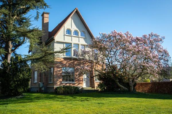 Auf dem Foto ist das Objekt Villa Magnolia B&B in der Stadt Oostkamp zu sehen.