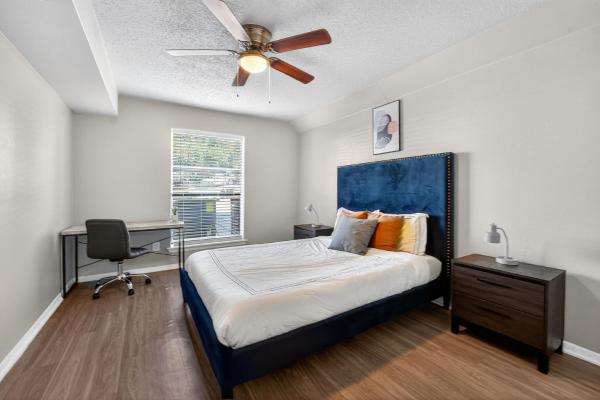 The Paxton Modern 2br Retreat - Dallas, TX