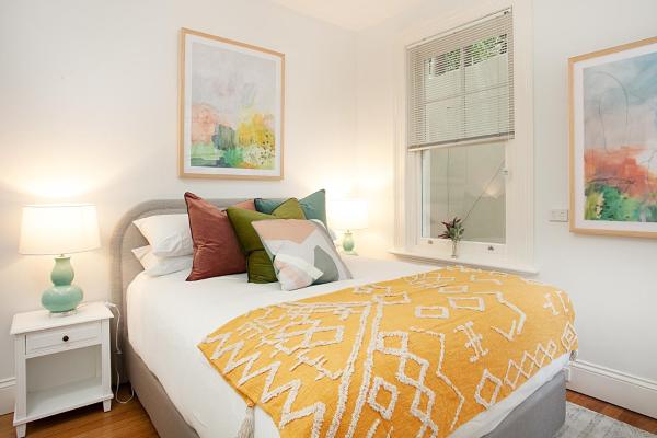 Funky Inner West Studio With Private Patio - Burwood