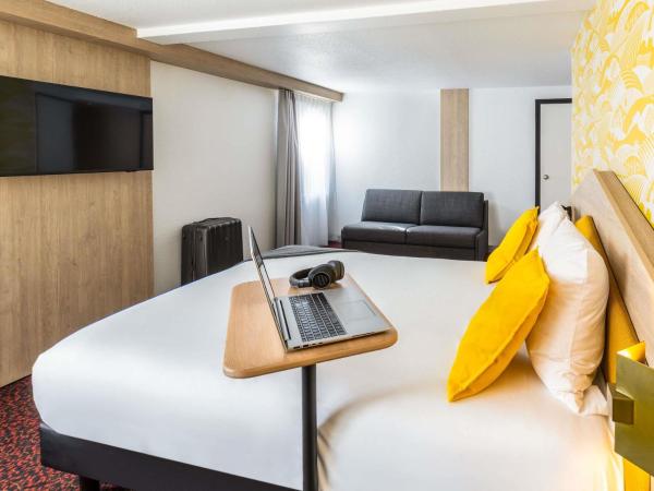 Na zdjęciu widoczny jest obiekt ibis Styles Chartres Sud Barjouville położony w mieście Luisant.