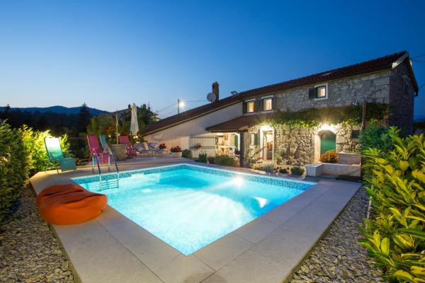Captain's Villa With Swimming Pool - Croatia