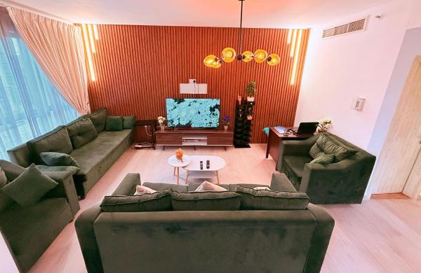照片显示了位于Istayhah市的WAHA WOW Bed space Available in Luxury Apartment 101物件。