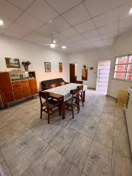 A la foto es mostra l'objecte Alquiler departamento Altos del Paracao 2 dorm situat a la ciutat de Parana.