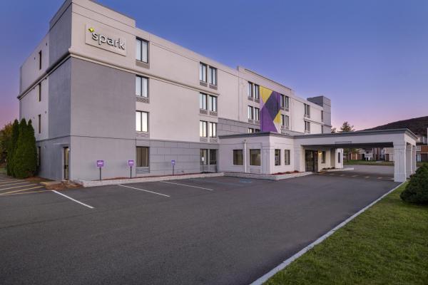 Nella foto è visibile l'oggetto Spark by Hilton Fishkill situato nella città di Fishkill.
