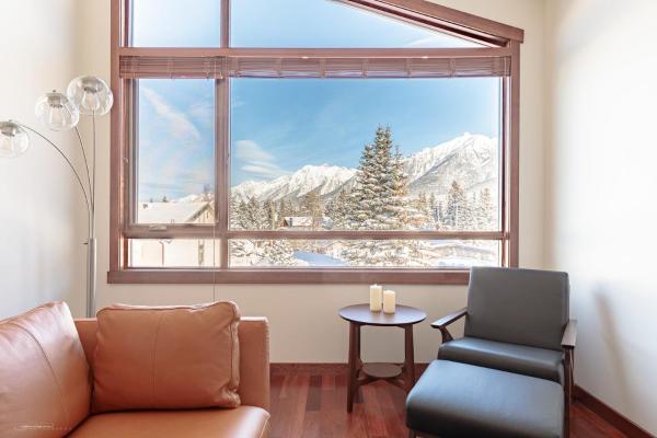 El Paraiso - Luxury Downtown Penthouse - Canmore