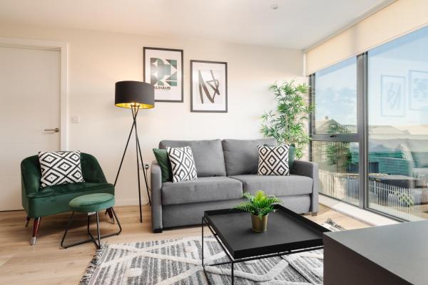 Richmond Row Apartments - Free On-Site Parking, WiFi & EV, Liverpool