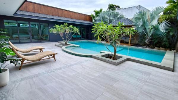 Sarang Jati Mansion - Karon Beach