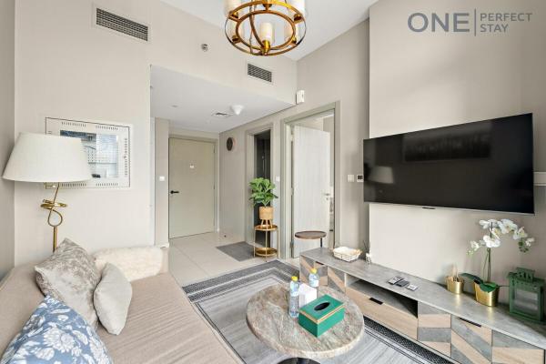 På billedet ses objektet Elegant 1BR in Business Bay | Pool & Gym beliggende i byen Dubai.