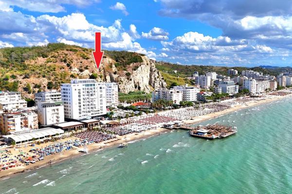 A la foto es mostra l'objecte Brisa Del Mar Beachfront Apartment 116 - Happy Rentals situat a la ciutat de Draç.