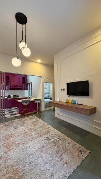 На фото показан объект ADS House Padalarang - Guesthouse Aesthetic, расположенный в городе Gantungan.